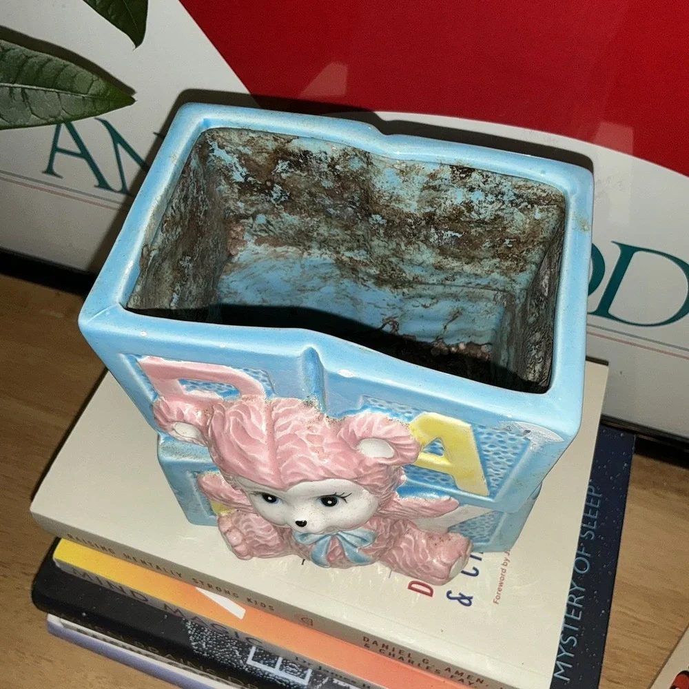 Vintage Giftwares Nancy Pew Baby Planter Nursery Decor T8257 Pink Bear Ceramic